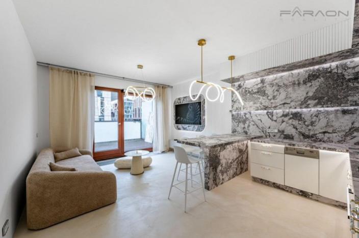 Pronájem bytu 2+kk, Praha - Karlín, Rohanské nábřeží, 58 m2