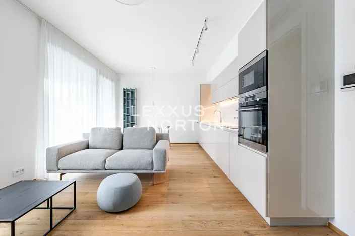 Pronájem bytu 2+kk, Praha - Bubeneč, Na Marně, 47 m2