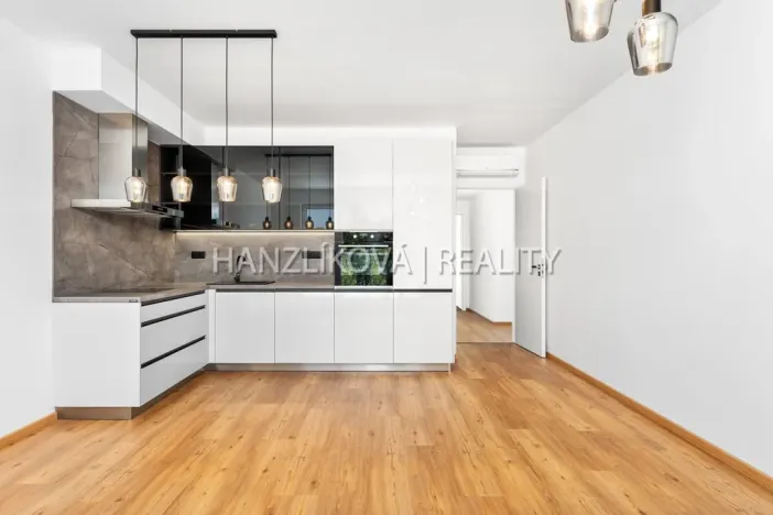 Pronájem bytu 3+kk, České Budějovice - České Budějovice 2, Branišovská, 75 m2
