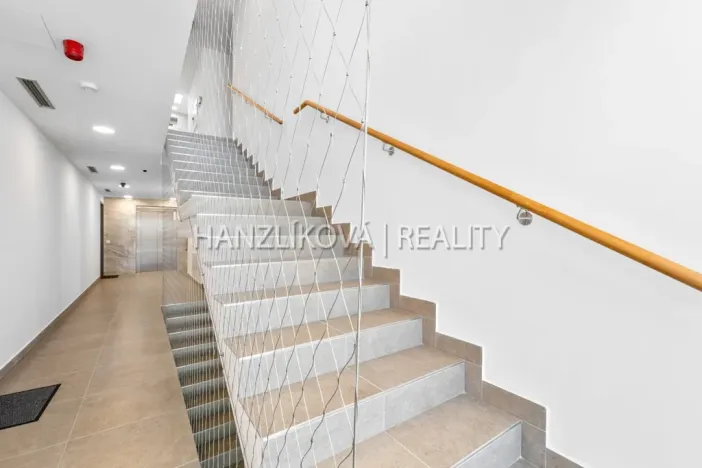 Pronájem bytu 3+kk, České Budějovice - České Budějovice 2, Branišovská, 75 m2