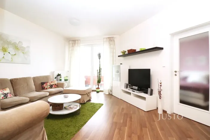 Pronájem bytu 2+kk, Praha, Pavla Beneše, 59 m2