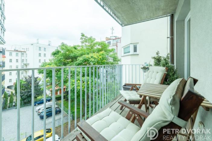 Pronájem bytu 3+kk, Praha - Vinohrady, Záhřebská, 68 m2