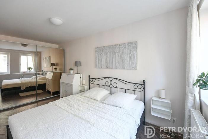 Pronájem bytu 3+kk, Praha - Vinohrady, Záhřebská, 68 m2