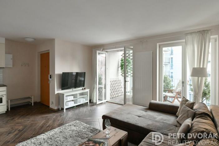 Pronájem bytu 3+kk, Praha - Vinohrady, Záhřebská, 68 m2