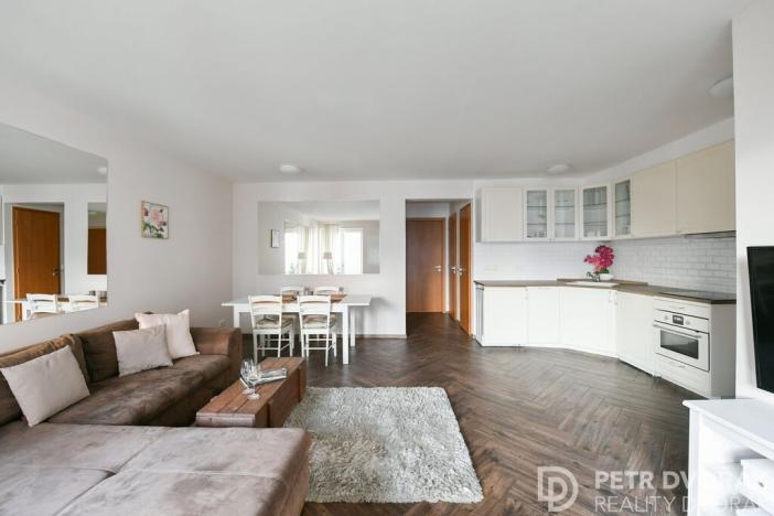 Pronájem bytu 3+kk, Praha - Vinohrady, Záhřebská, 68 m2