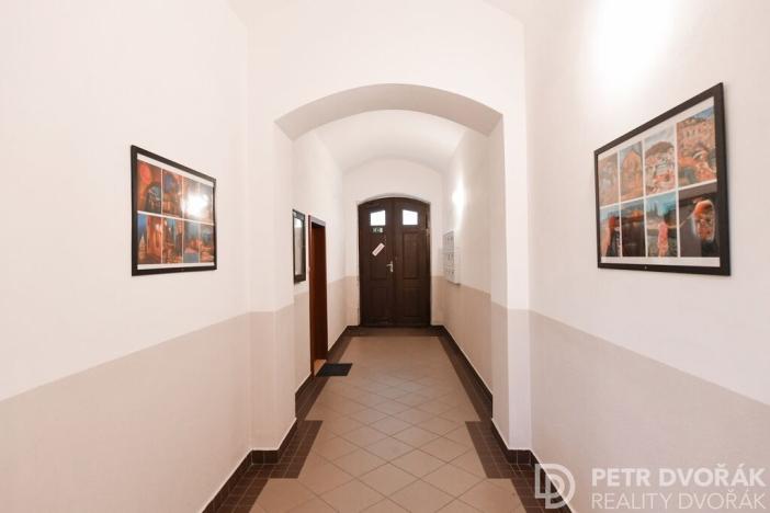 Pronájem bytu 3+kk, Praha - Vinohrady, Záhřebská, 68 m2