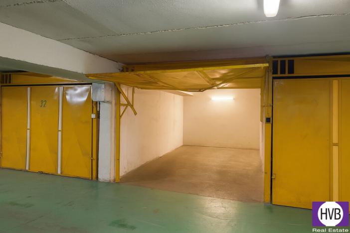 Prodej garáže, Praha, Písečná, 17 m2