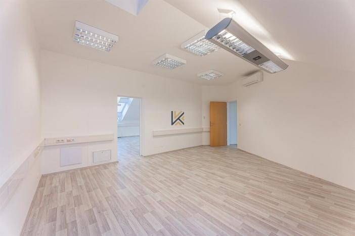 Pronájem kanceláře, Praha - Vinohrady, Uruguayská, 237 m2