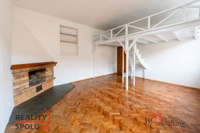 Prodej bytu 2+1, Domažlice - Hořejší Předměstí, Petrovická, 58 m2