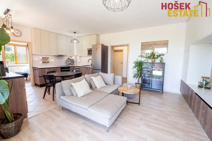 Prodej bytu 3+kk, Holubice, 74 m2