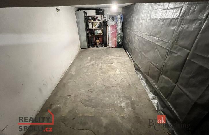 Prodej garáže, Opava - Předměstí, Krnovská, 14 m2