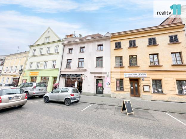 Pronájem bytu 4+kk, Kroměříž, Riegrovo náměstí, 148 m2
