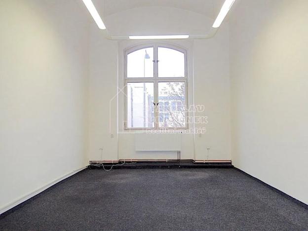Pronájem kanceláře, Praha - Karlín, Thámova, 18 m2
