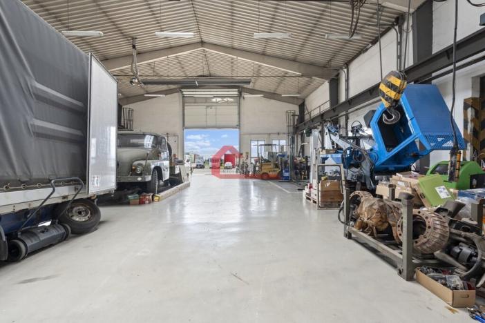 Prodej komerční nemovitosti, Břeclav, U Padělku, 724 m2