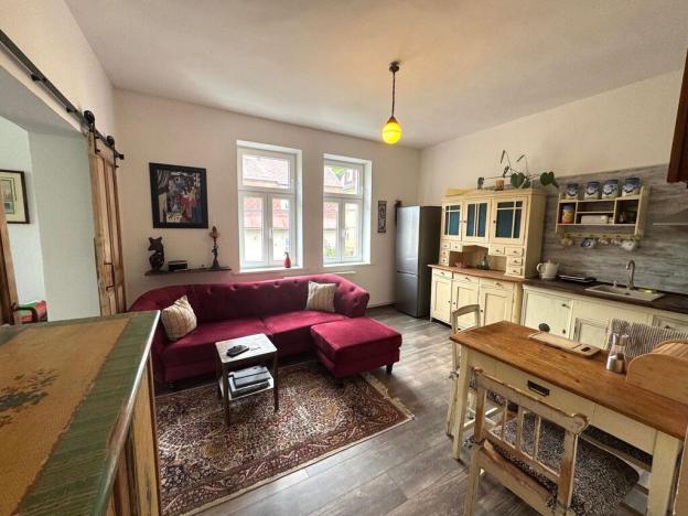 Prodej bytu 2+kk, Dalovice, Pod Strání, 48 m2