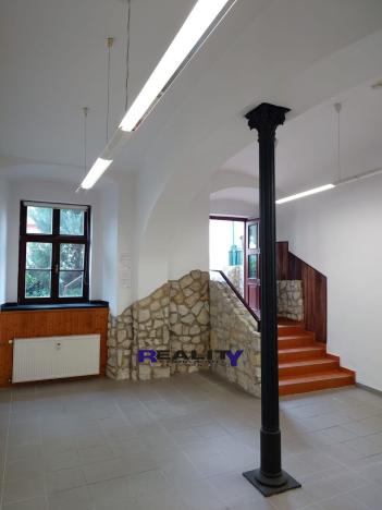 Pronájem kanceláře, Žatec, třída Obránců míru, 38 m2