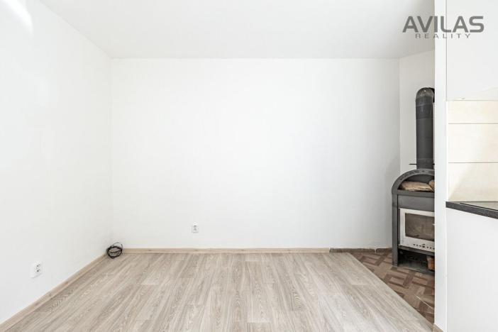 Prodej bytu 1+kk, Zvěstov - Roudný, 27 m2