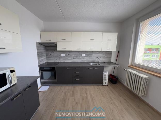 Pronájem bytu 1+1, Znojmo, Sokolovská, 42 m2