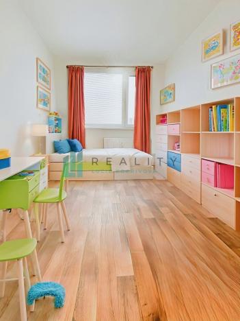 Pronájem bytu 3+1, Hodonín, Očovská, 67 m2