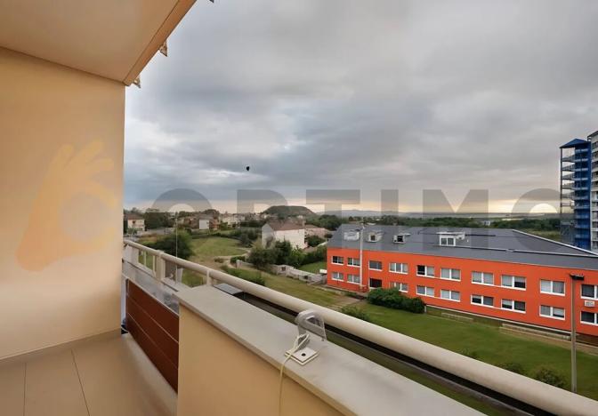 Pronájem bytu 1+kk, Praha - Kyje, Za černým mostem, 34 m2