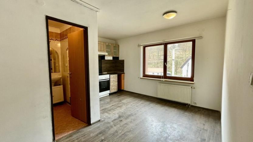 Pronájem bytu 2+kk, Zlín - Jaroslavice, V Dolině, 40 m2