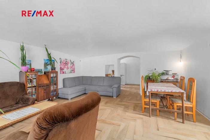 Prodej rodinného domu, Kozárovice, 174 m2