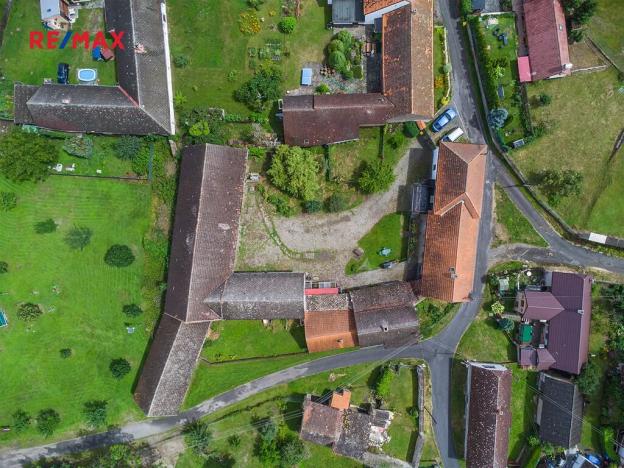 Prodej rodinného domu, Kozárovice, 174 m2