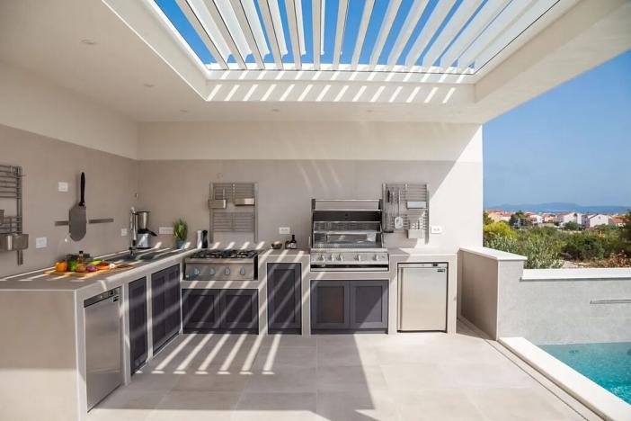 Prodej vily, Vodice, 332 m2