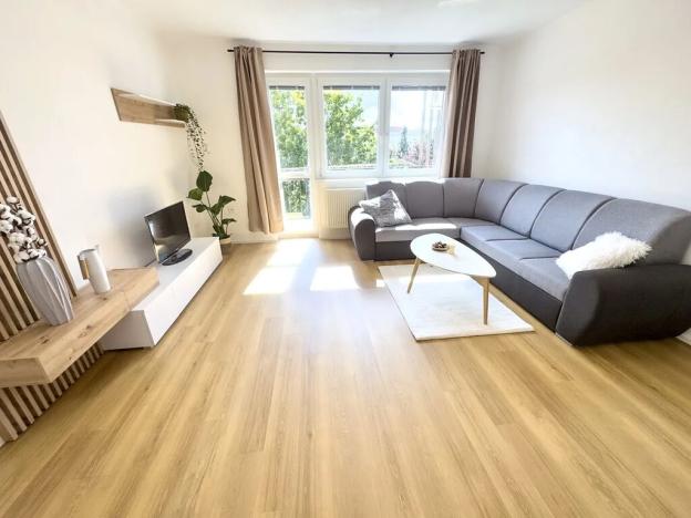 Prodej bytu 3+1, Lázně Bělohrad, Zámecká, 75 m2