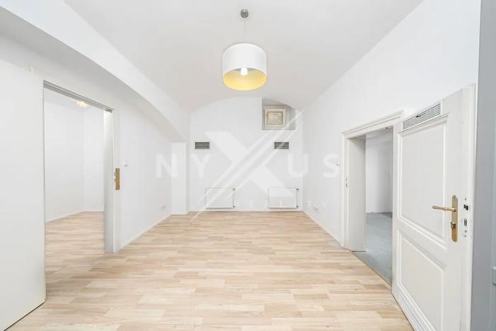 Pronájem atypického bytu, Praha - Vinohrady, Mánesova, 42 m2