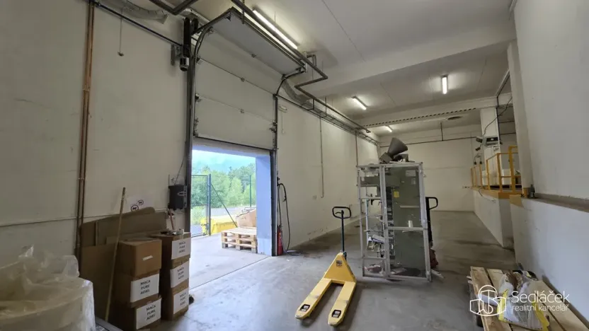 Pronájem obchodního prostoru, Sokolov, Trocnovská, 876 m2