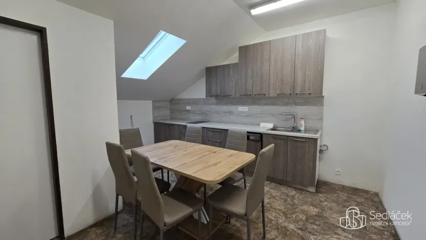 Pronájem obchodního prostoru, Sokolov, Trocnovská, 876 m2