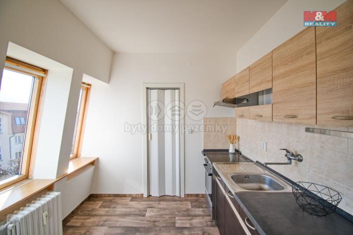 Prodej bytu 4+1, Hranice - Hranice I-Město, Kpt. Jaroše, 97 m2