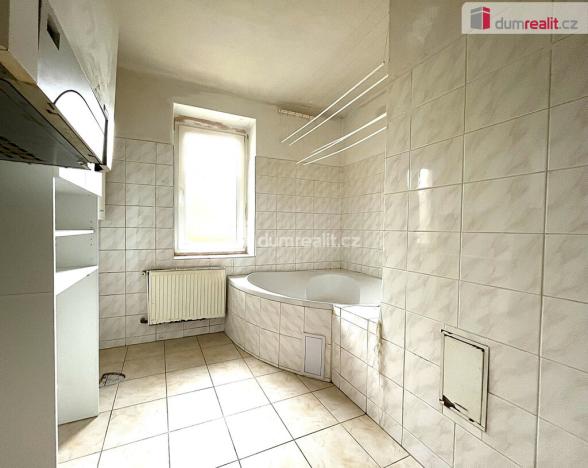 Prodej bytu 3+1, Habartov, 1. máje, 87 m2