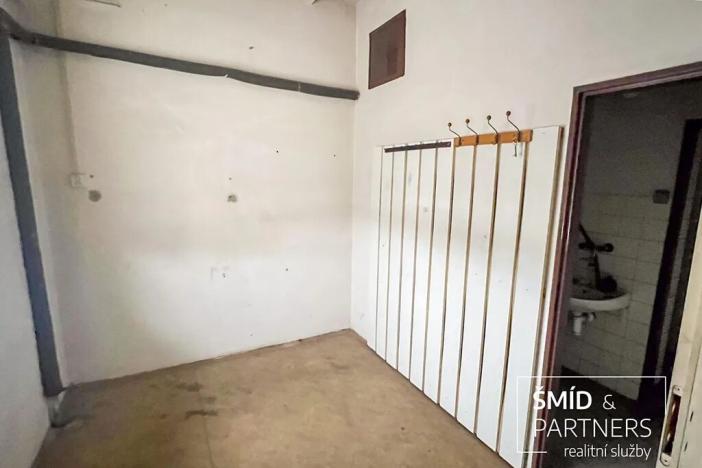 Pronájem skladu, Vrátkov, 1170 m2