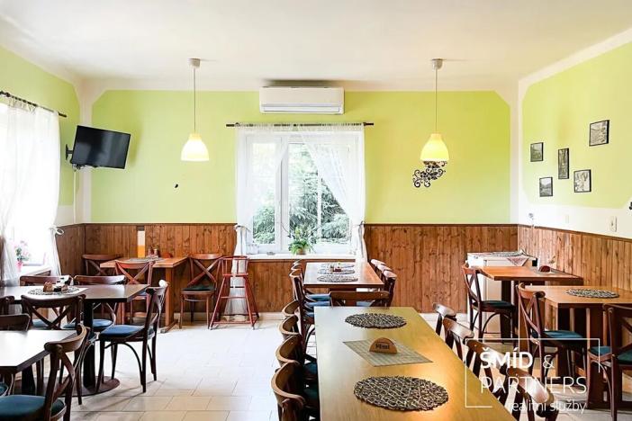 Prodej rodinného domu, Hraběšice, 788 m2