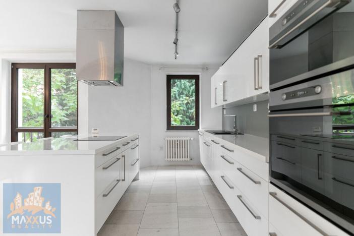 Pronájem rodinného domu, Praha - Lhotka, Na dlouhé mezi, 436 m2