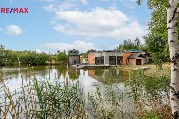 Prodej zemědělské usedlosti, Nová Role - Mezirolí, 900 m2