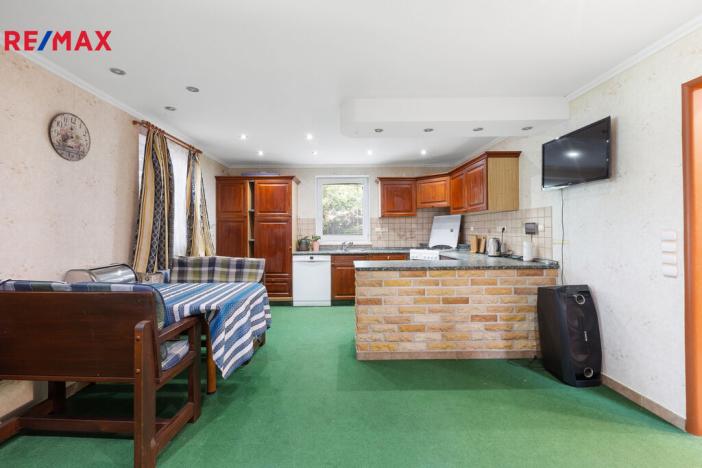 Prodej zemědělské usedlosti, Nová Role - Mezirolí, 900 m2