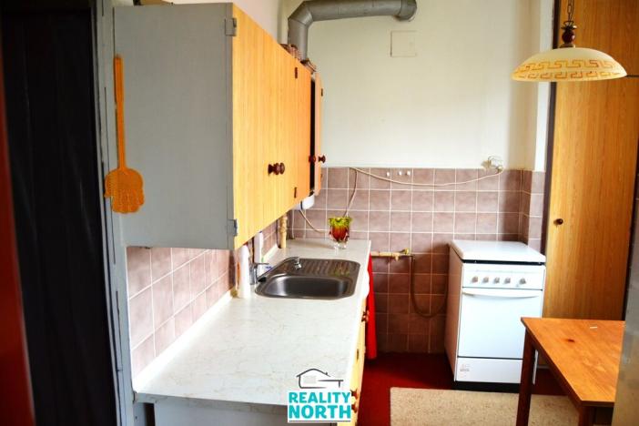 Prodej bytu 2+1, Hostinné, Sídliště, 45 m2