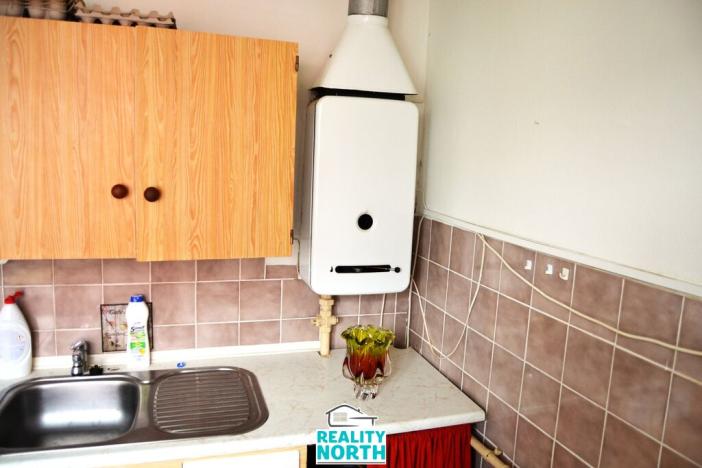 Prodej bytu 2+1, Hostinné, Sídliště, 45 m2