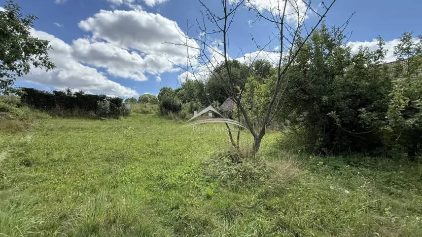 Prodej pozemku pro bydlení, Skuhrov, 1098 m2