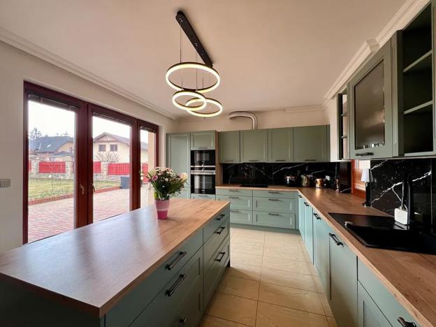 Prodej rodinného domu, Babice, 168 m2