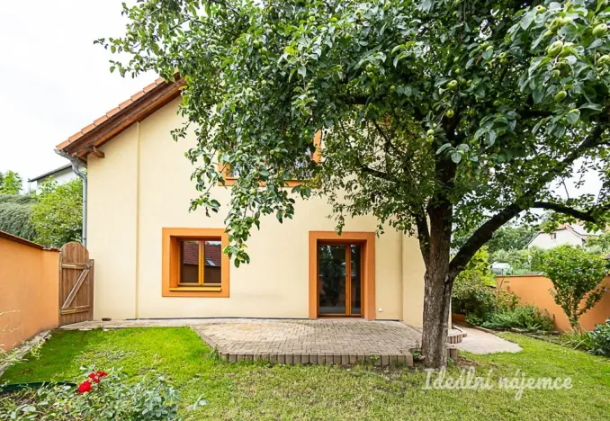 Pronájem bytu 6+kk a větší, Praha - Královice, K Uhříněvsi, 221 m2