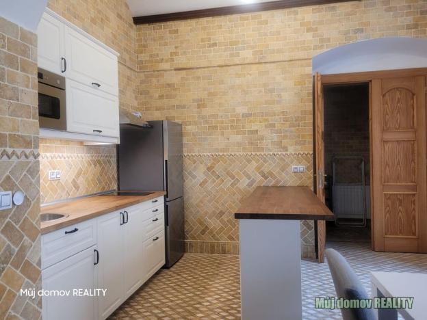 Prodej komerční nemovitosti, Praha - Nové Město, U půjčovny, 75 m2