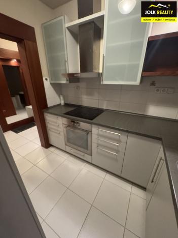 Pronájem bytu 3+kk, Opava, Horní náměstí, 109 m2