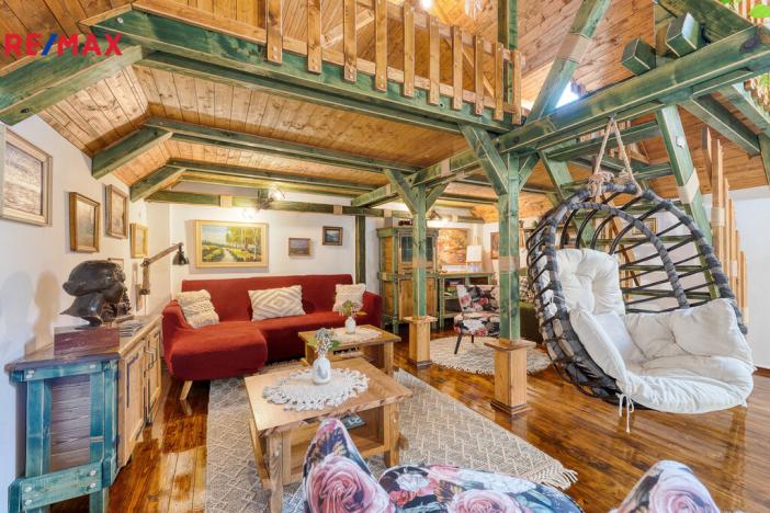 Prodej rodinného domu, Všechlapy, 200 m2