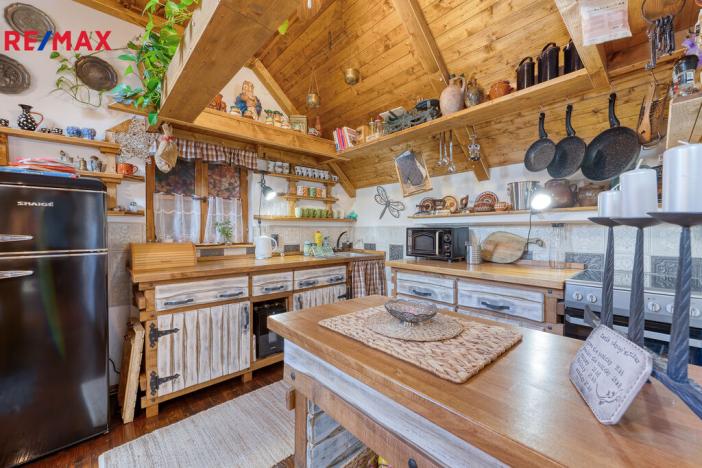 Prodej rodinného domu, Všechlapy, 200 m2