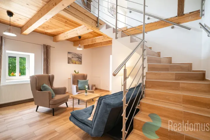 Prodej vícegeneračního domu, Rožmberk nad Vltavou, 302 m2