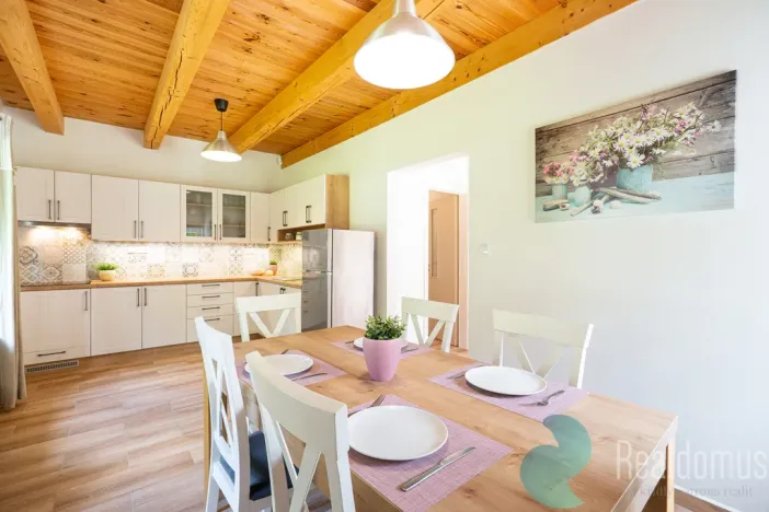 Prodej vícegeneračního domu, Rožmberk nad Vltavou, 302 m2